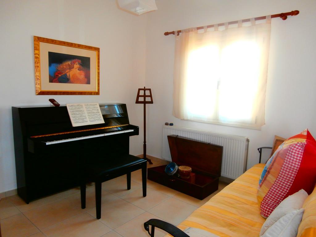 Casa Evriali Kokkini Hani